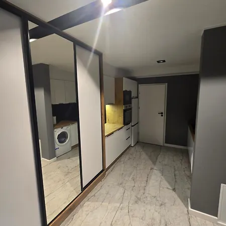 아파트 Centrum Jacuzzi Prywatny Parking Klimatyzacja 5 *